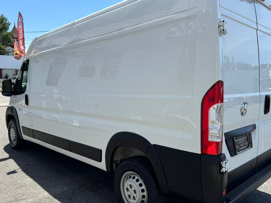 Used 2024 RAM ProMaster 2500 w/ Convenience Group FWD image 28