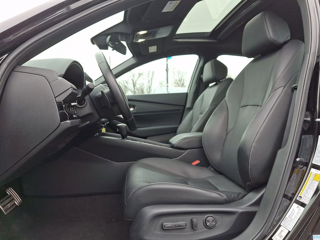 Used 2023 Honda Accord Sport-L image 13