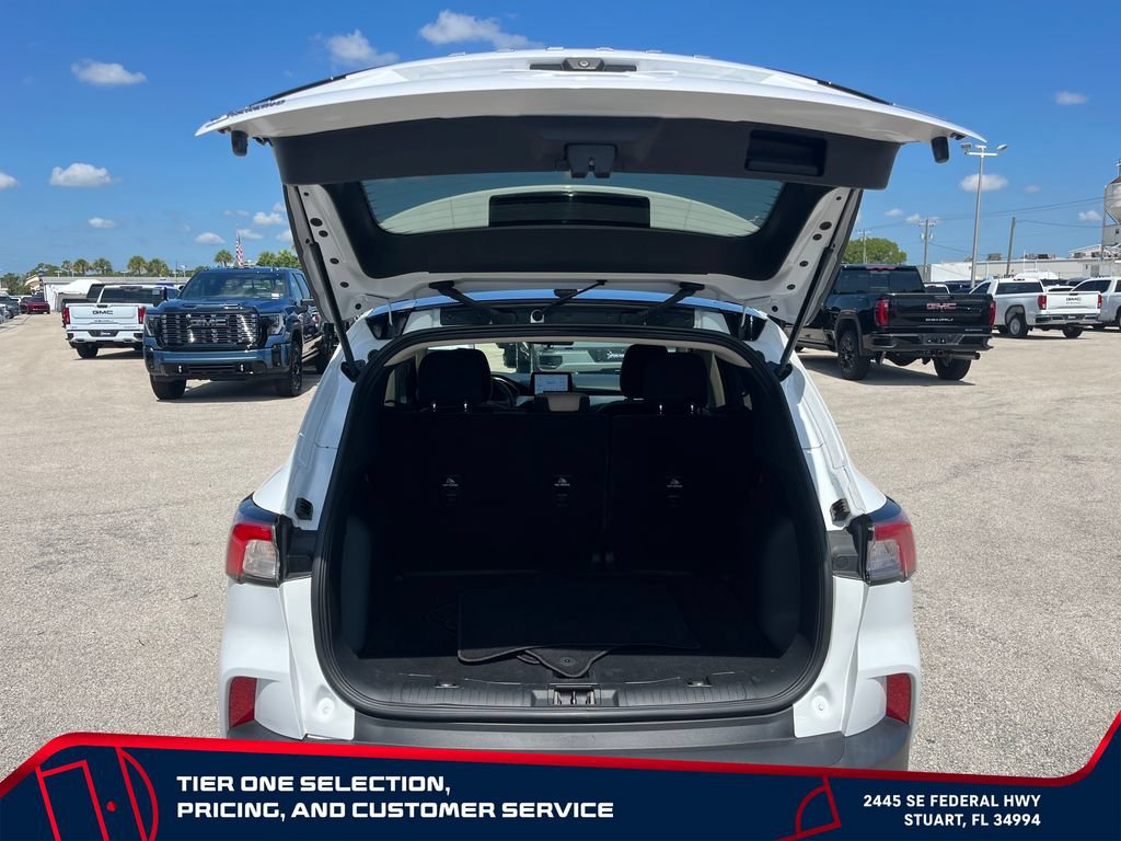 Used 2020 Ford Escape SE FWD image 10