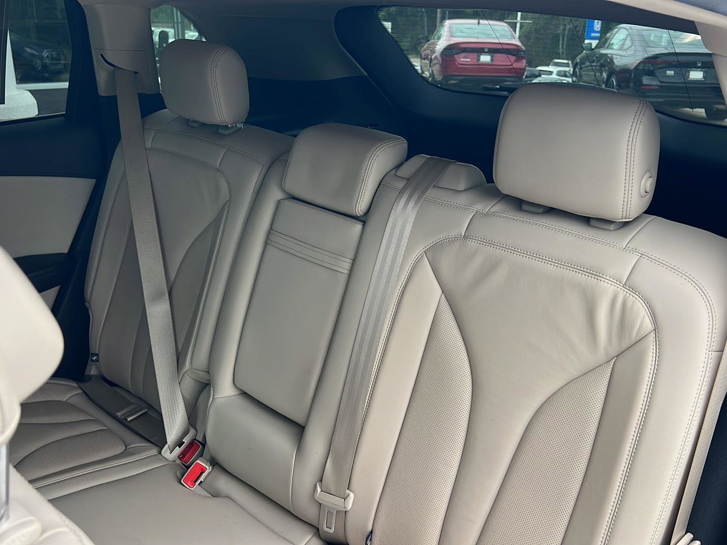 Used 2020 Lincoln Nautilus FWD w/ Equipment Group 101A image 31