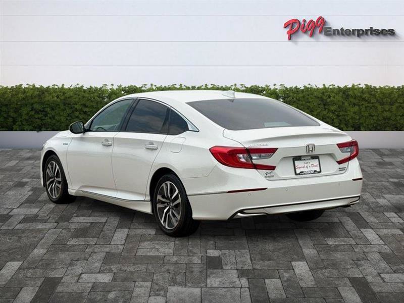 Used 2020 Honda Accord Touring image 3
