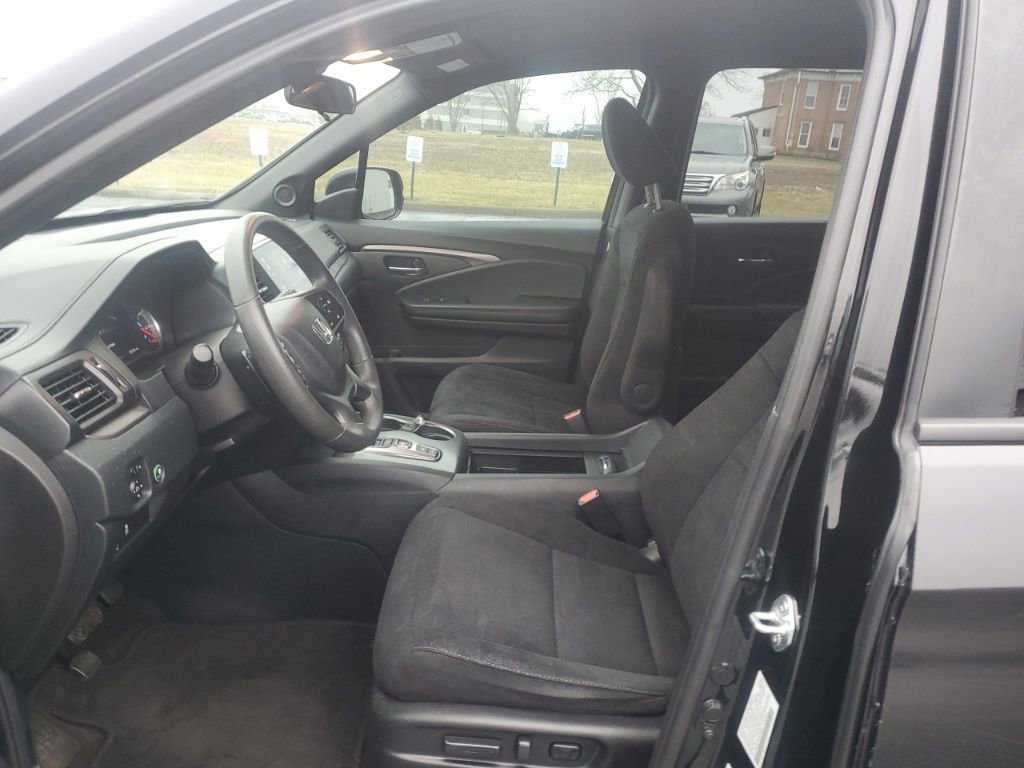 Used 2022 Honda Pilot Sport image 13