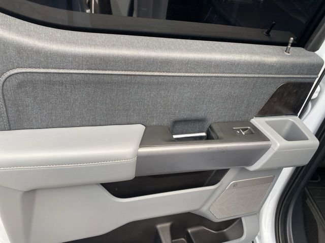 Used 2021 Ford F150 Lariat w/ Equipment Group 502A High image 12