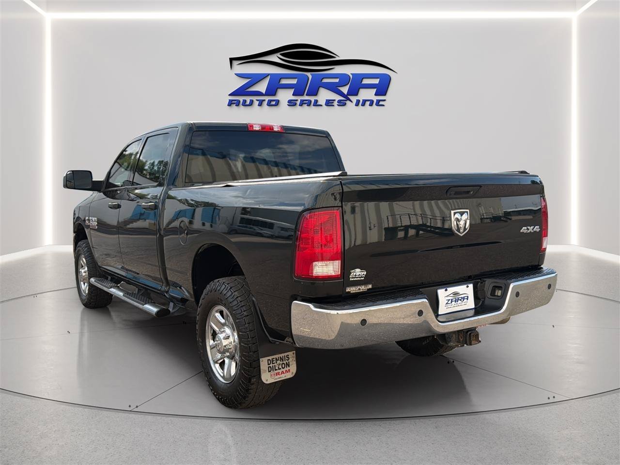 Used 2016 RAM 2500 Tradesman w/ Chrome Appearance Group AWD/4WD image 5