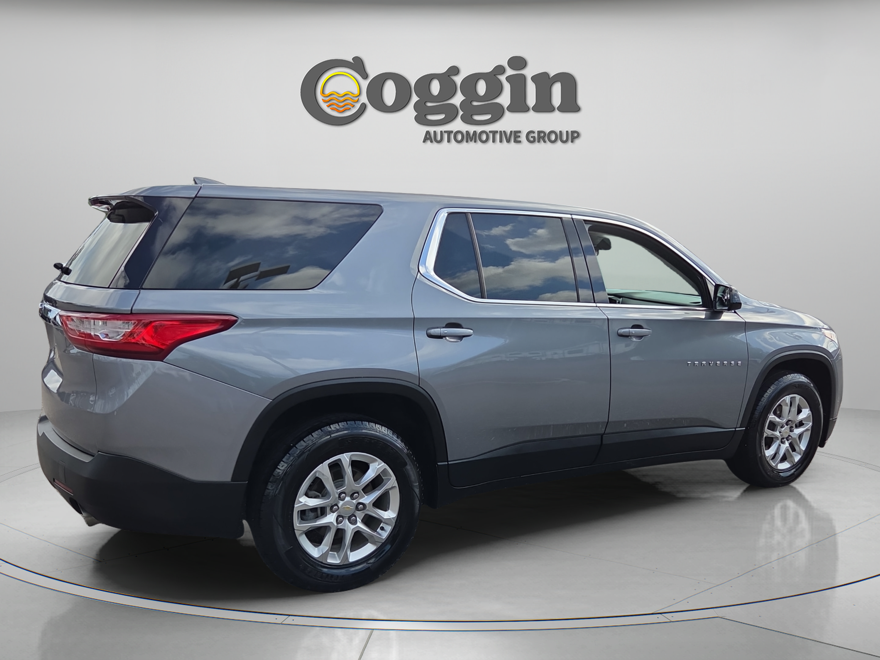 Certified 2020 Chevrolet Traverse LS w/ LPO, Floor Liner Package FWD image 5