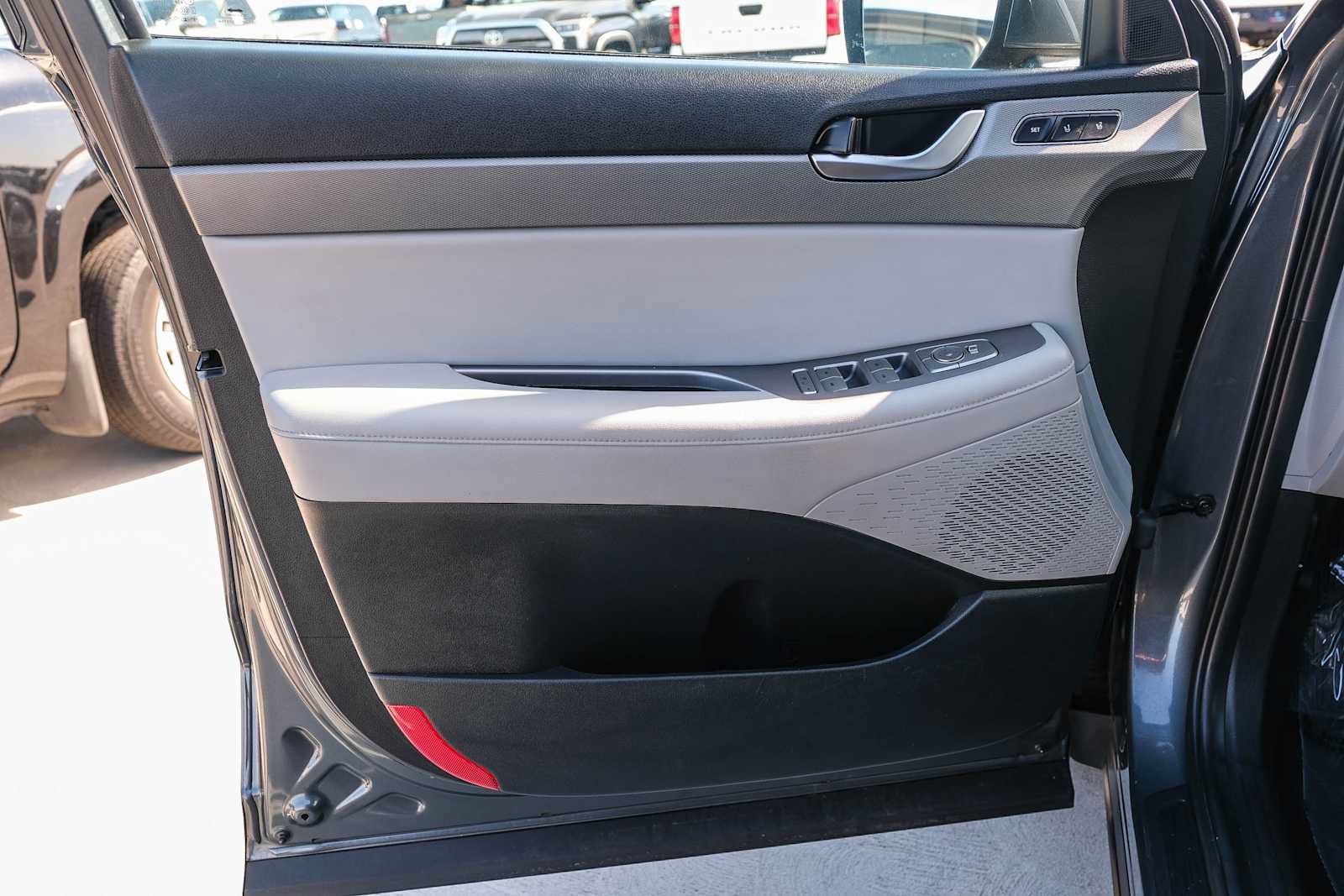 Used 2021 Hyundai Palisade SEL w/ Premium Package FWD image 24
