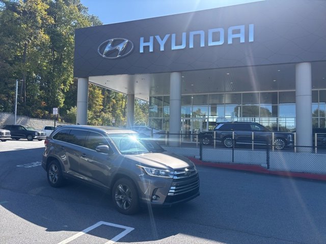 Used 2018 Toyota Highlander Limited Platinum