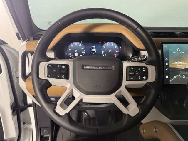 Used 2026 Land Rover Defender 110 X-Dynamic SE AWD/4WD image 17