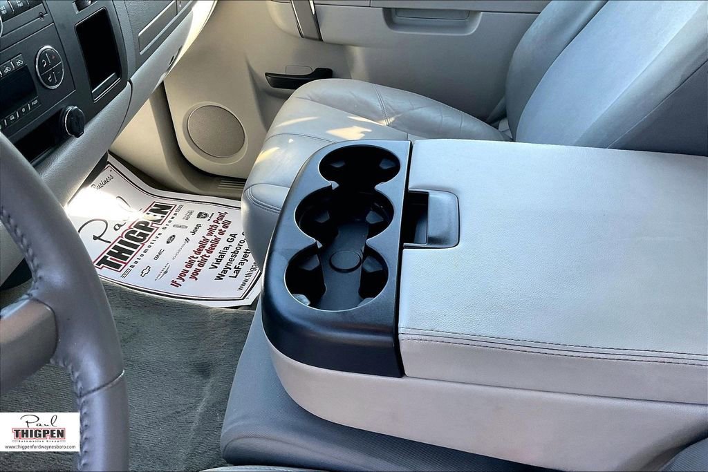 Used 2011 GMC Sierra 2500 SLE w/ SLE Preferred Package image 14