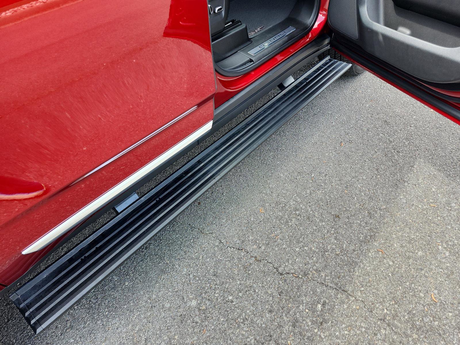 Used 2024 GMC Yukon Denali image 7