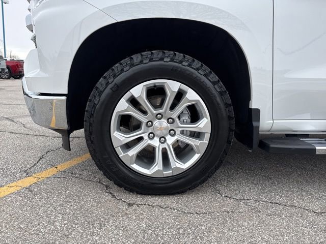 Used 2024 Chevrolet Silverado 1500 LTZ w/ LTZ Premium Package image 35