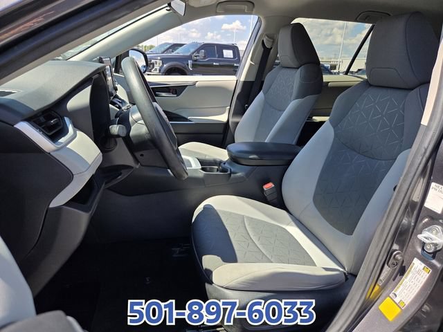 Used 2021 Toyota RAV4 XLE FWD image 9