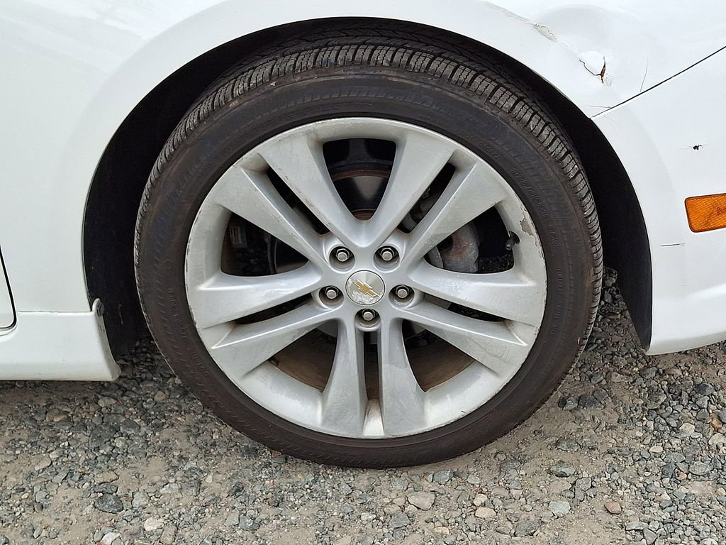 Used 2014 Chevrolet Cruze LTZ w/ RS Package FWD image 33