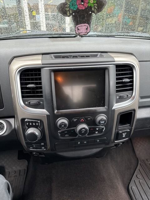 Used 2013 RAM 1500 Classic SLT w/ Remote Start & Security Group AWD/4WD image 11