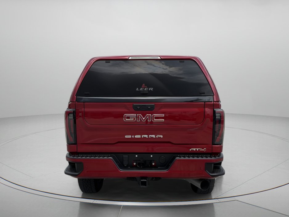 Used 2024 GMC Sierra 3500 AT4 w/ AT4 Premium Plus Package AWD/4WD image 4