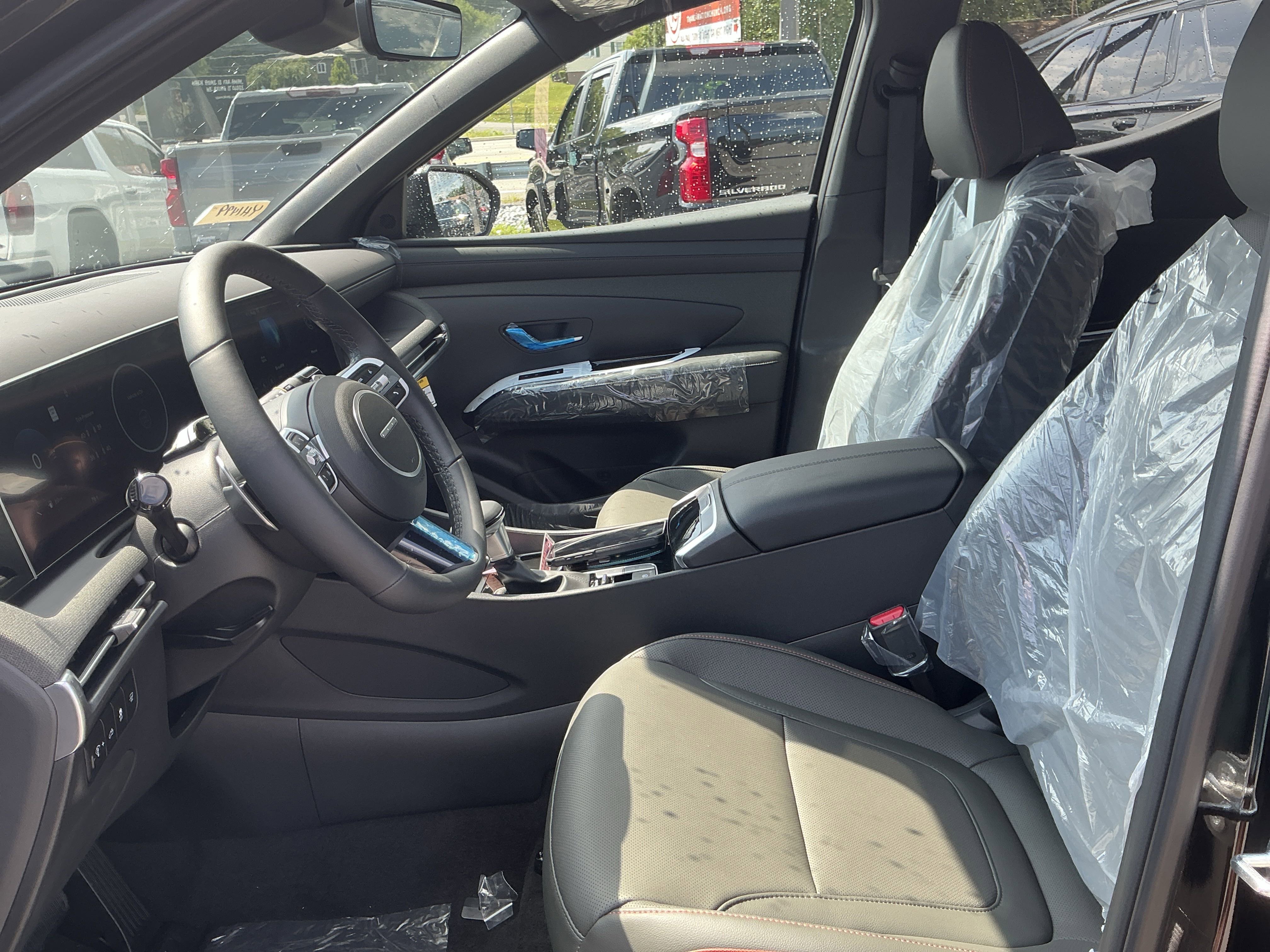 New 2025 Hyundai Santa Cruz Limited image 13