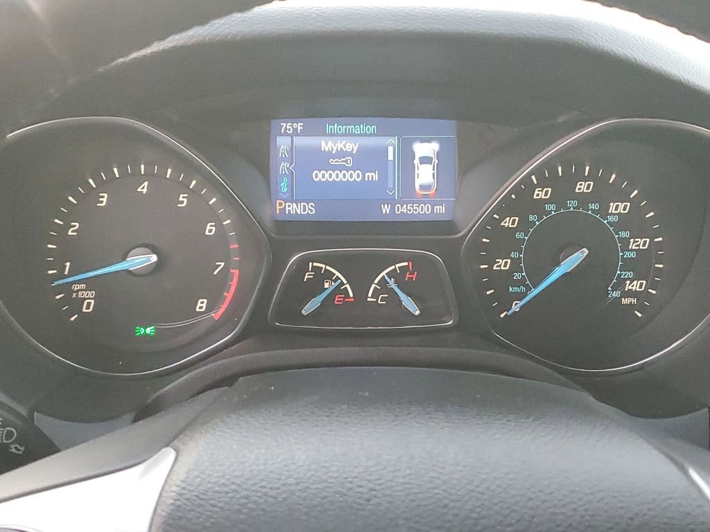 Used 2014 Ford Focus SE w/ Equipment Group 201A image 35