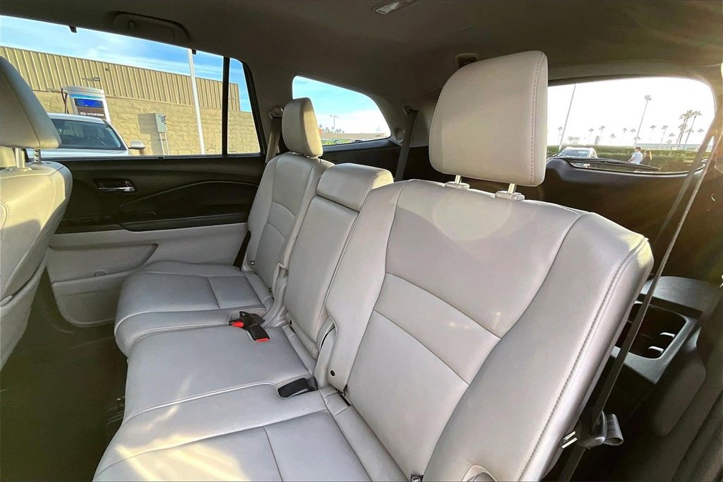 Used 2019 Honda Pilot Touring image 15