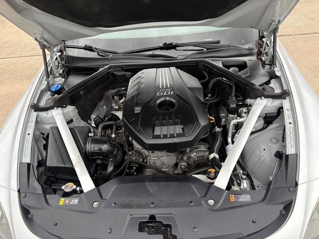Used 2018 Kia Stinger Premium RWD image 14