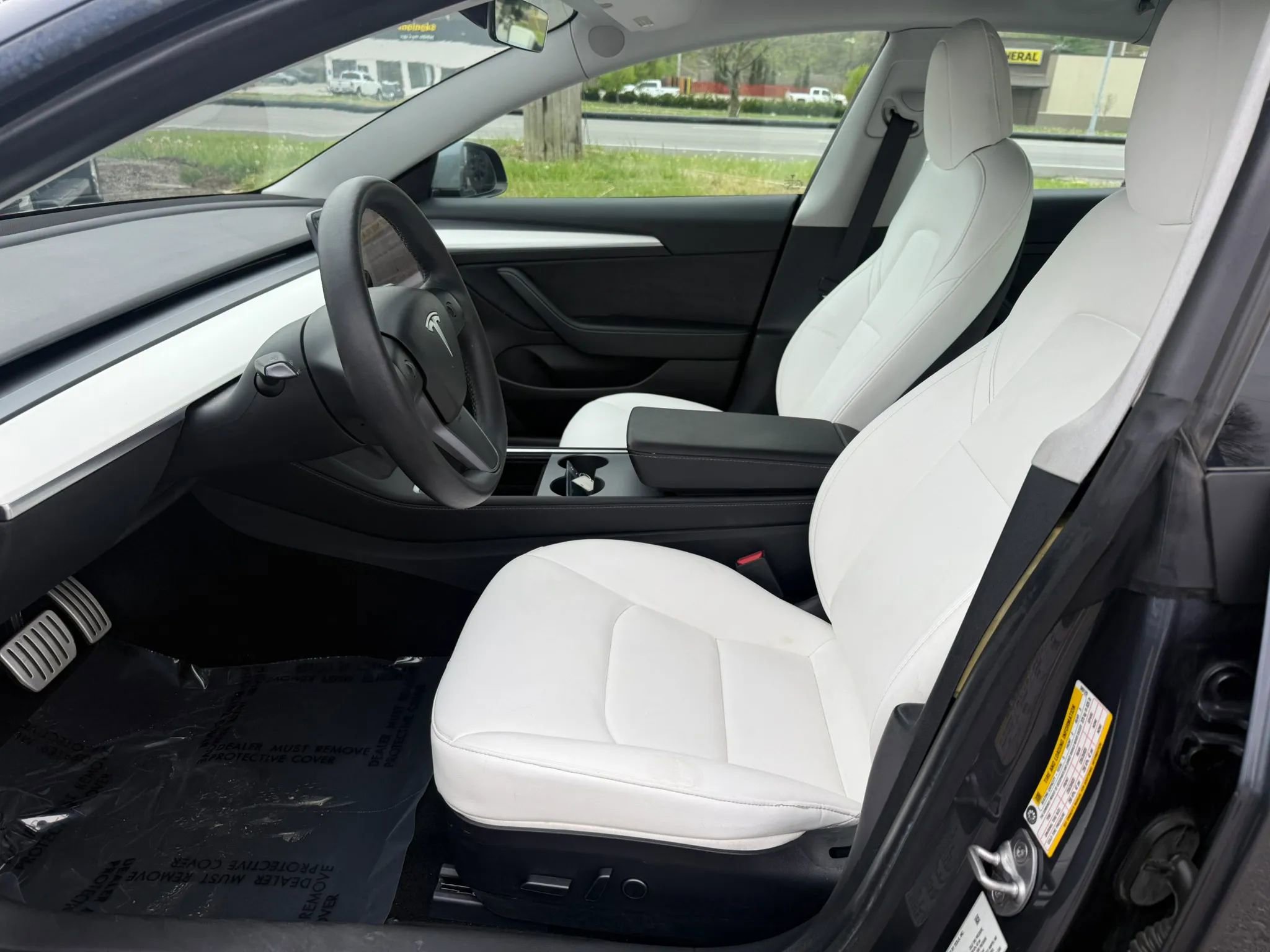 Used 2021 Tesla Model 3 Performance image 12