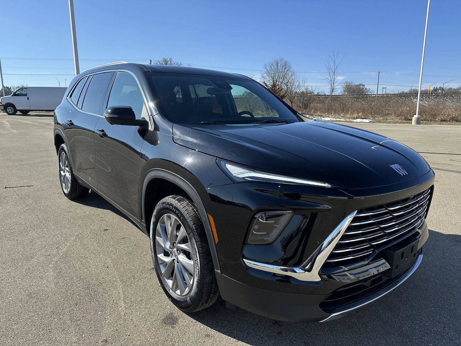 Used 2025 Buick Enclave Preferred image 11