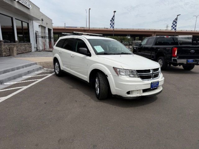 Used 2016 Dodge Journey SE w/ Flexible Seating Group FWD image 16