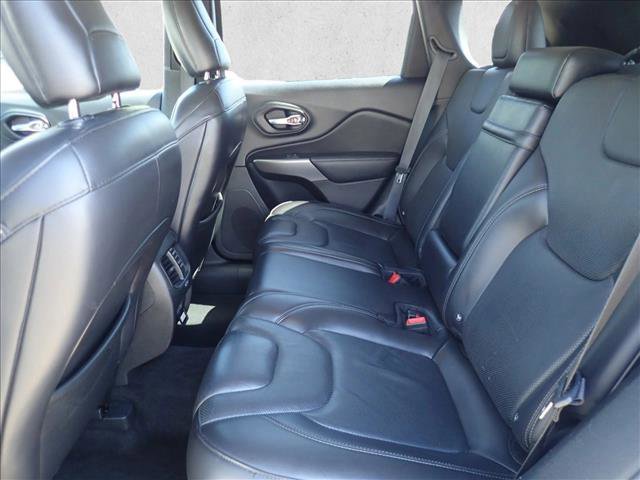 Used 2019 Jeep Cherokee Limited AWD/4WD image 9