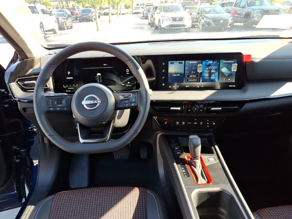New 2026 Nissan Kicks SR w/ Cold Weather Package AWD/4WD image 25