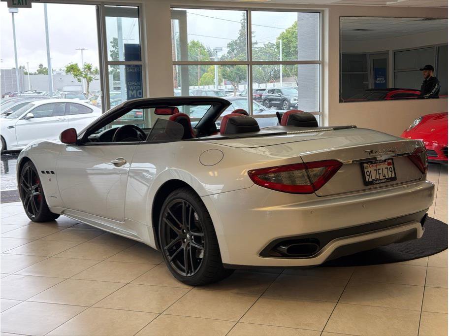 Used 2016 Maserati GranTurismo Sport image 6