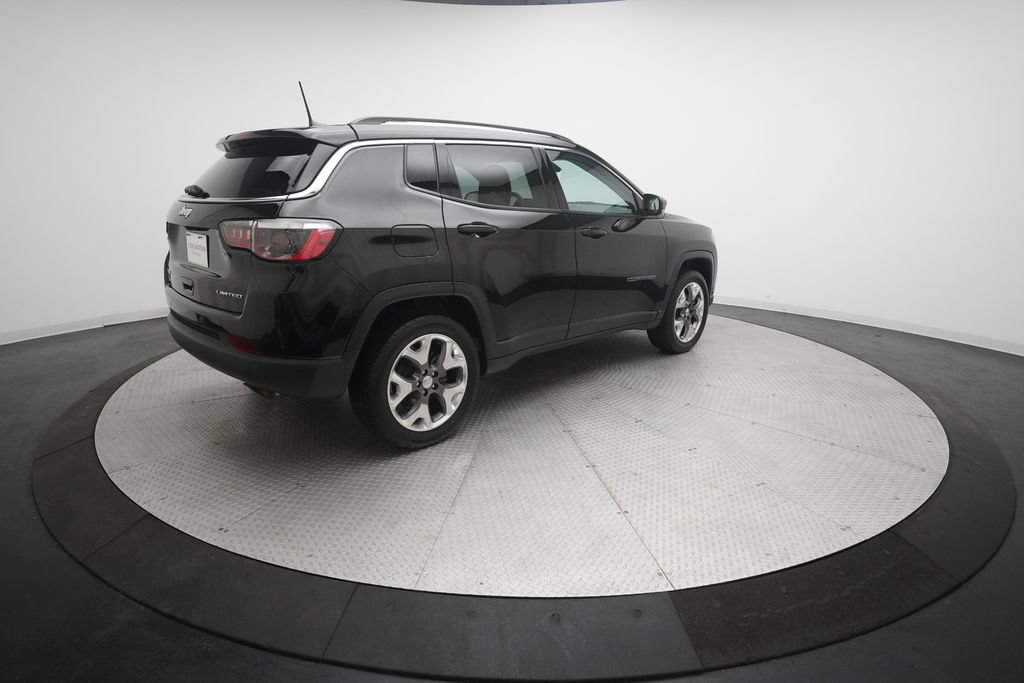 Used 2021 Jeep Compass Limited w/ Sun and Sound Group AWD/4WD image 35