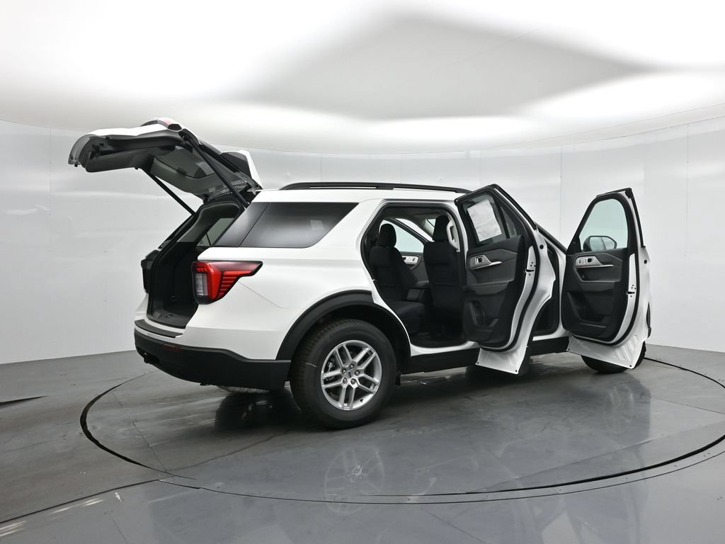 New 2026 Ford Explorer Active AWD/4WD image 5