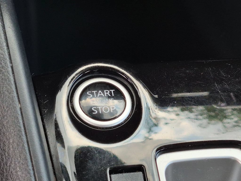 Used 2021 Nissan Kicks S FWD image 18