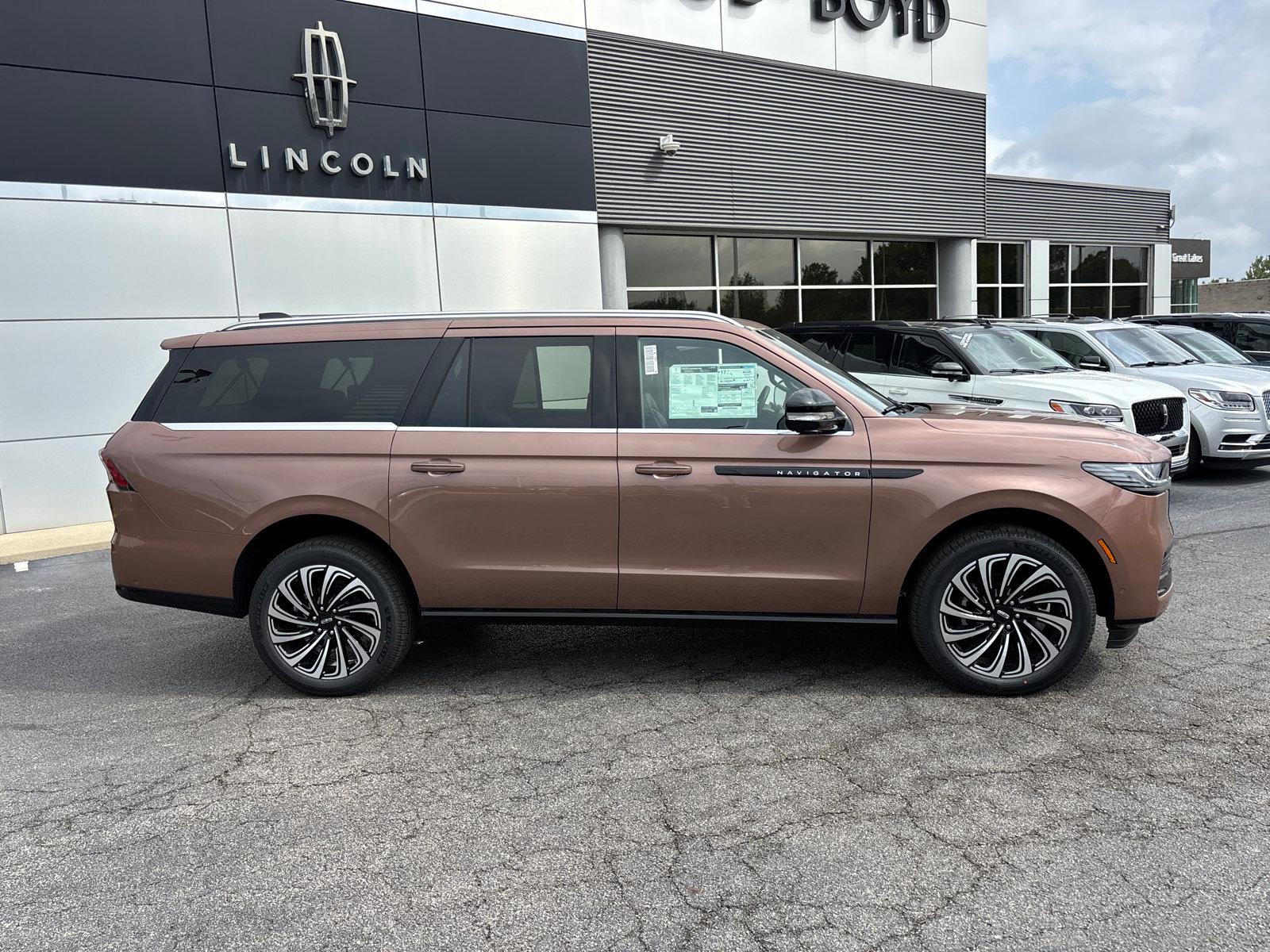 New 2025 Lincoln Navigator L Black Label image 8