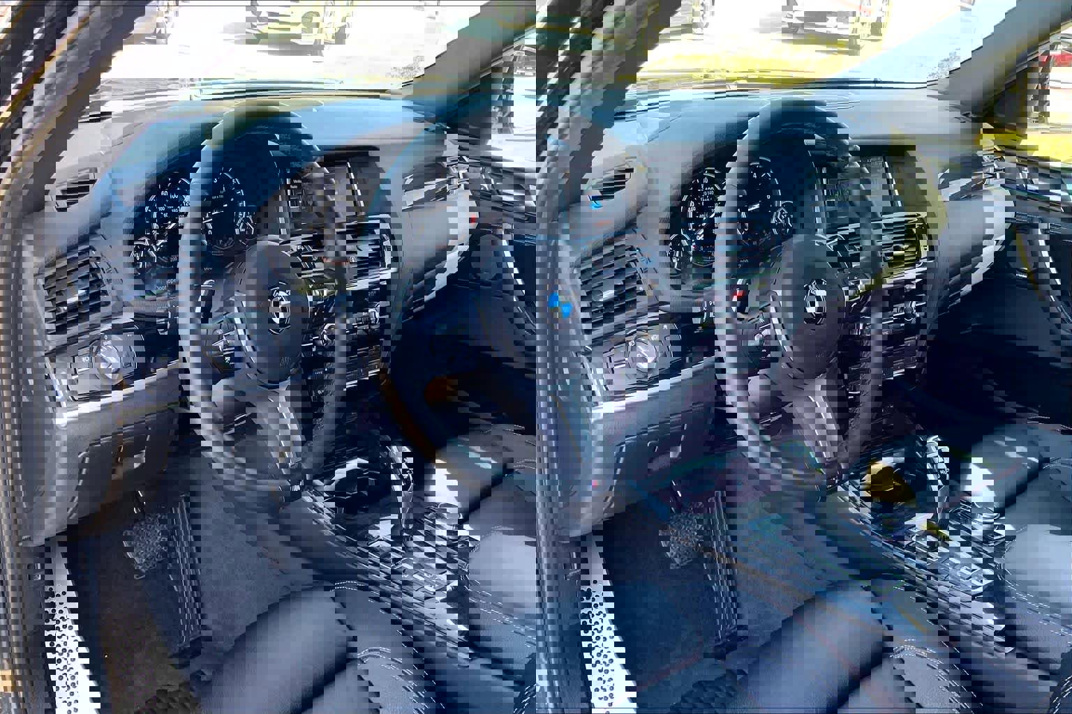 Used 2017 BMW X4 M40i image 18