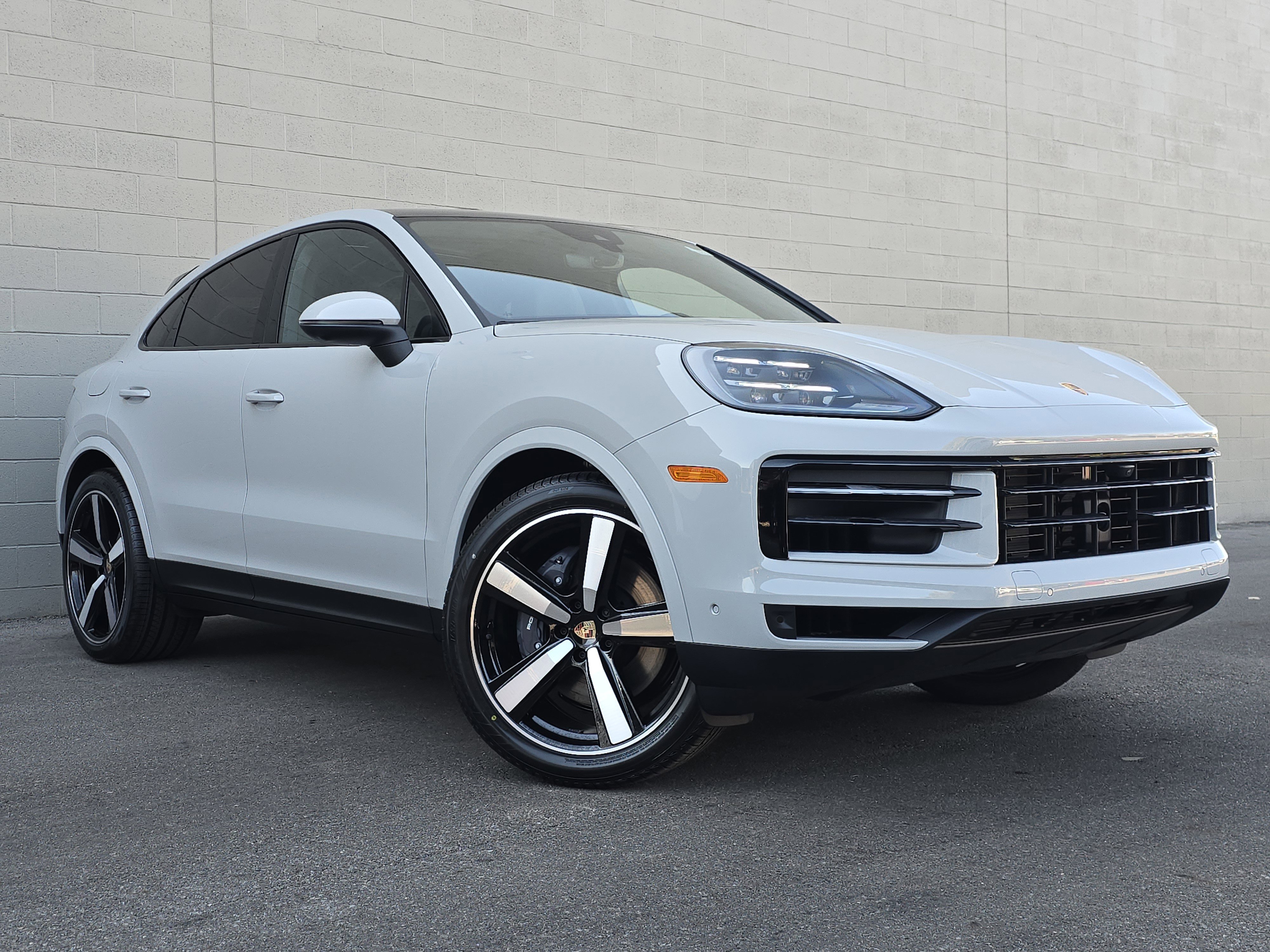 New 2026 Porsche Cayenne Coupe image 7