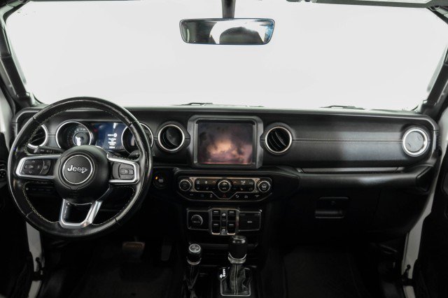 Used 2021 Jeep Wrangler Unlimited Sahara w/ Cold Weather Group AWD/4WD image 11