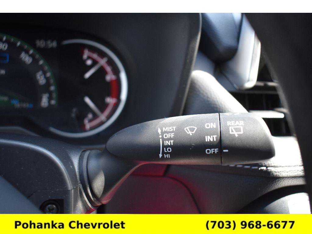 Used 2024 Toyota RAV4 LE image 11
