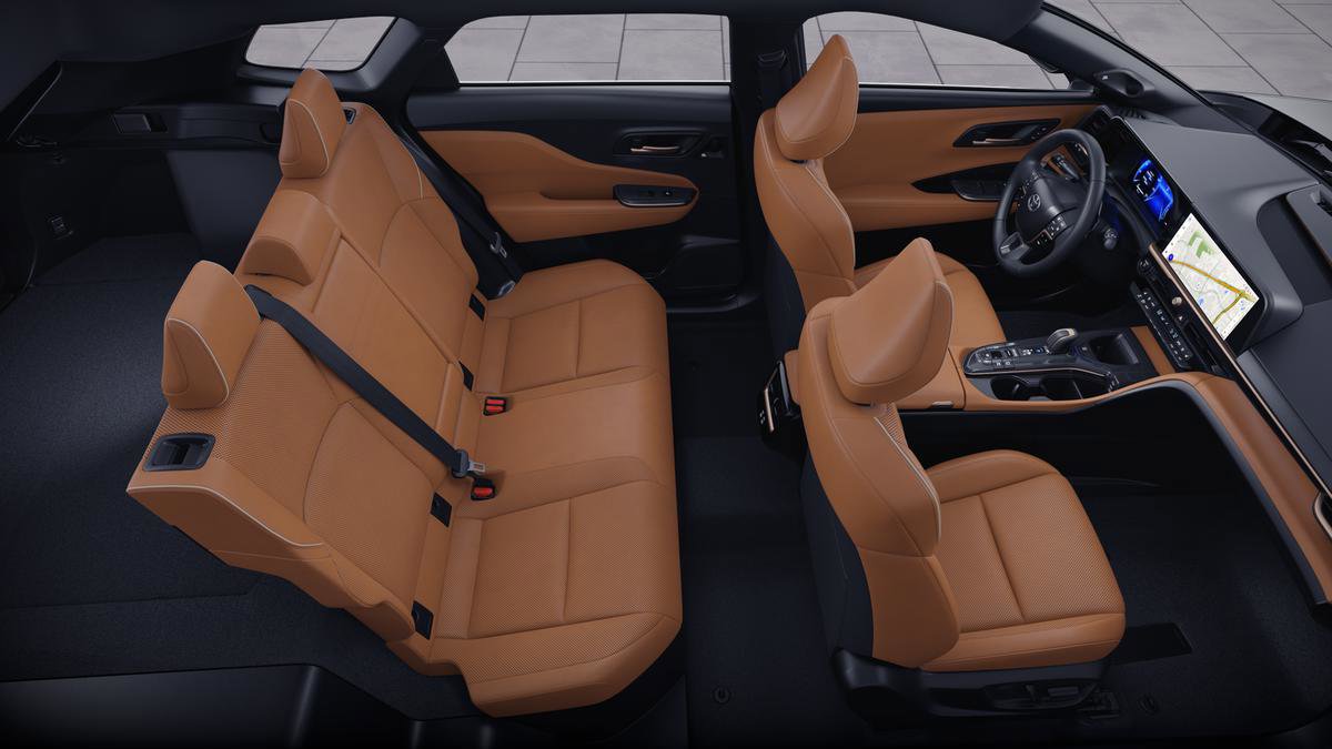New 2026 Toyota Crown Signia AWD/4WD image 5