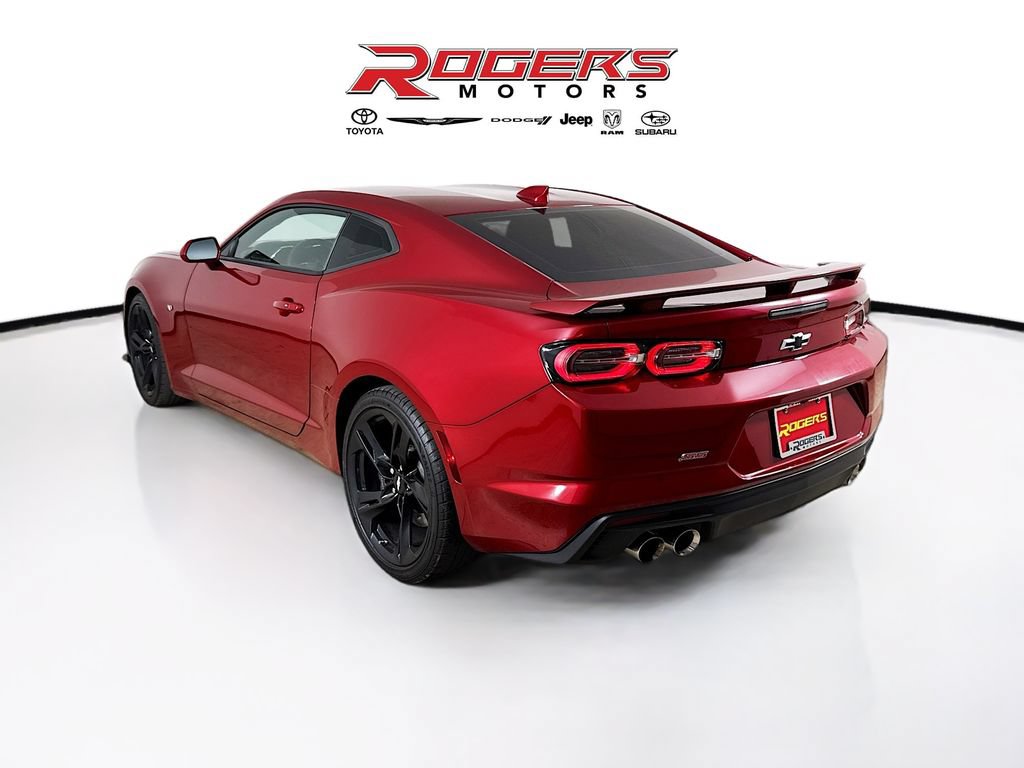 Used 2019 Chevrolet Camaro SS RWD image 6
