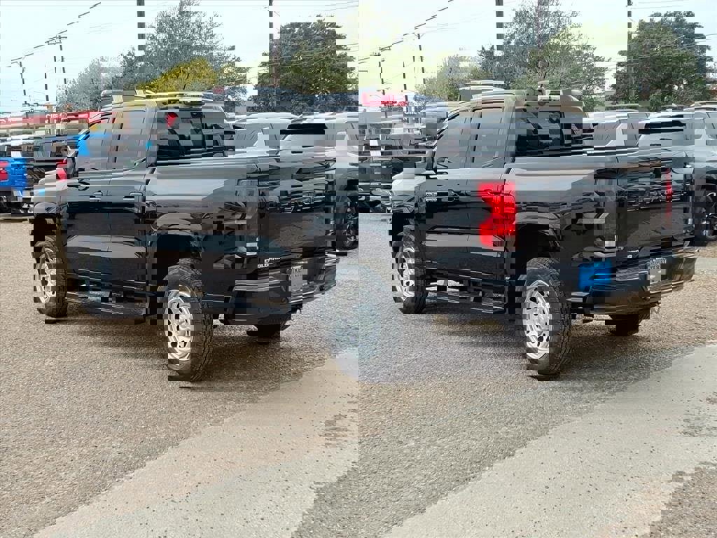 New 2026 Chevrolet Colorado W/T w/ WT Convenience Package II image 3