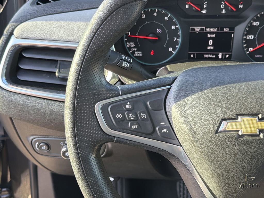 Used 2022 Chevrolet Equinox LS FWD image 24