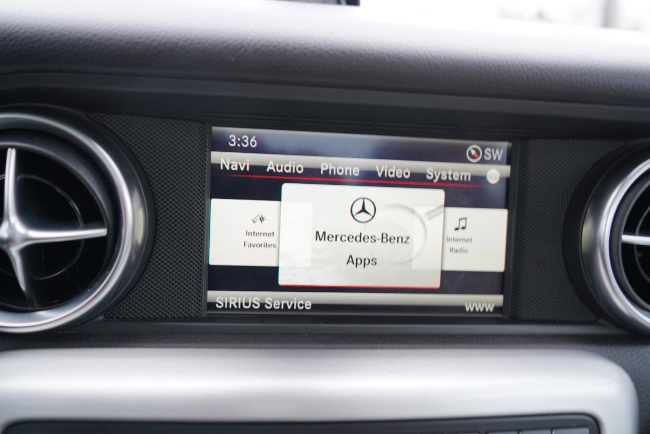 Used 2015 Mercedes-Benz SLK 250 image 54