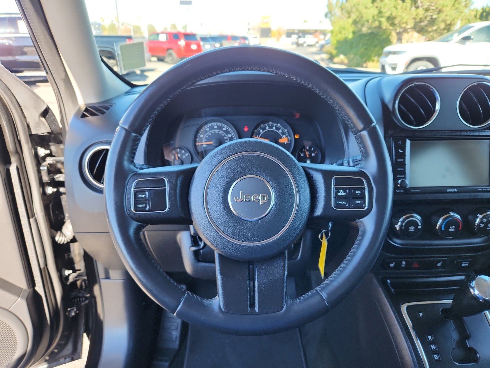 Used 2016 Jeep Patriot High Altitude image 9