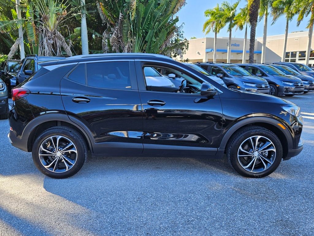 Used 2021 Buick Encore GX Select image 17