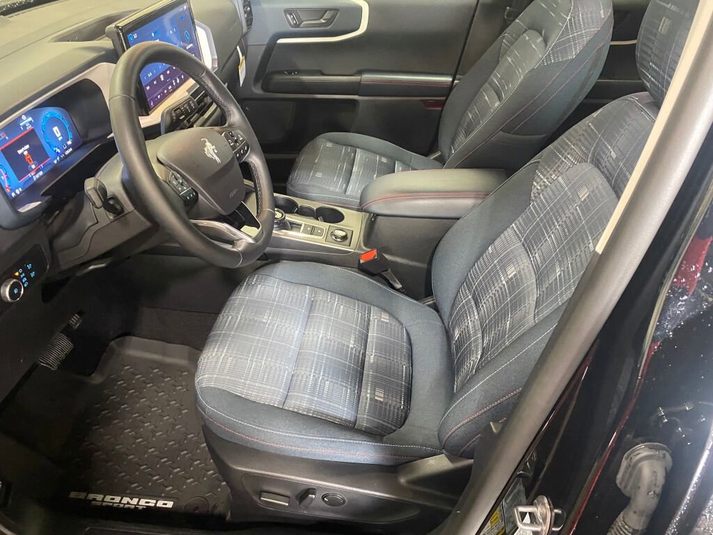 New 2025 Ford Bronco Sport Heritage w/ Convenience Package image 9