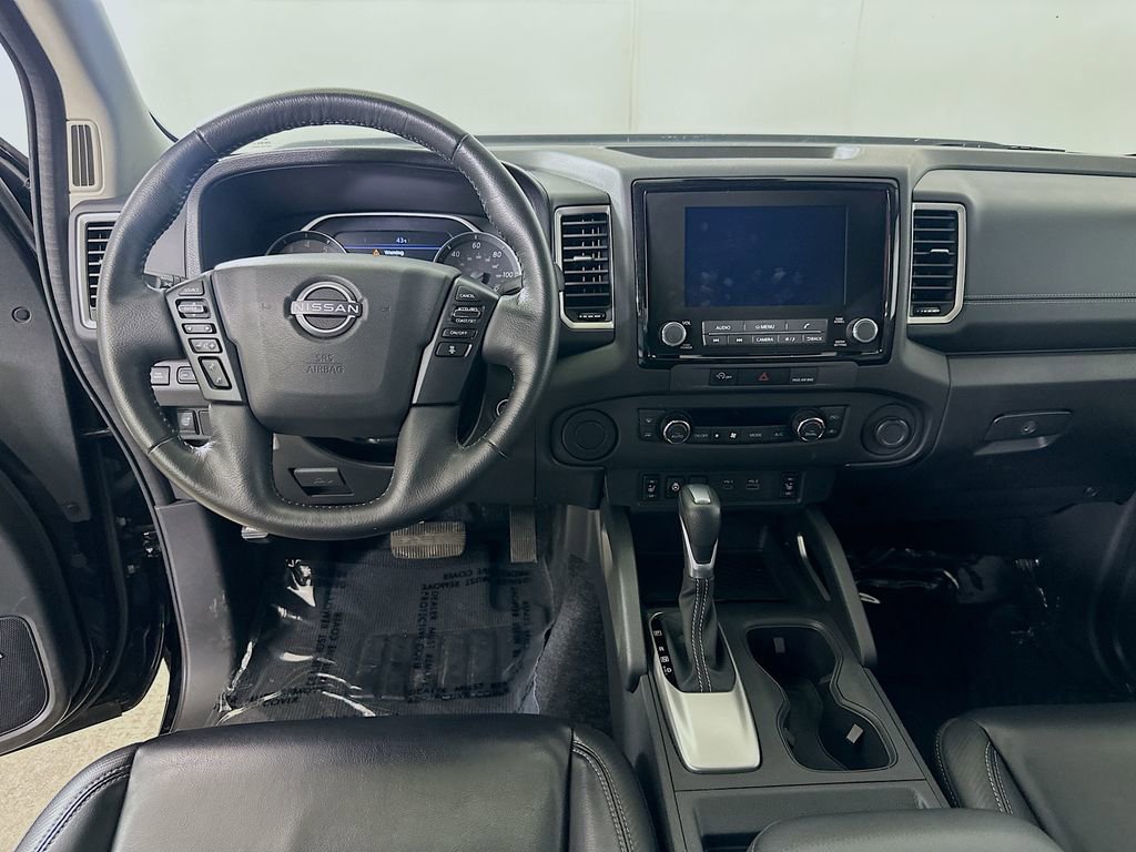 Used 2024 Nissan Frontier SL w/ Technology Package image 17