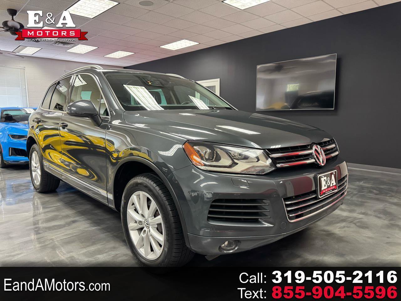 Used 2014 Volkswagen Touareg Sport AWD/4WD image 1