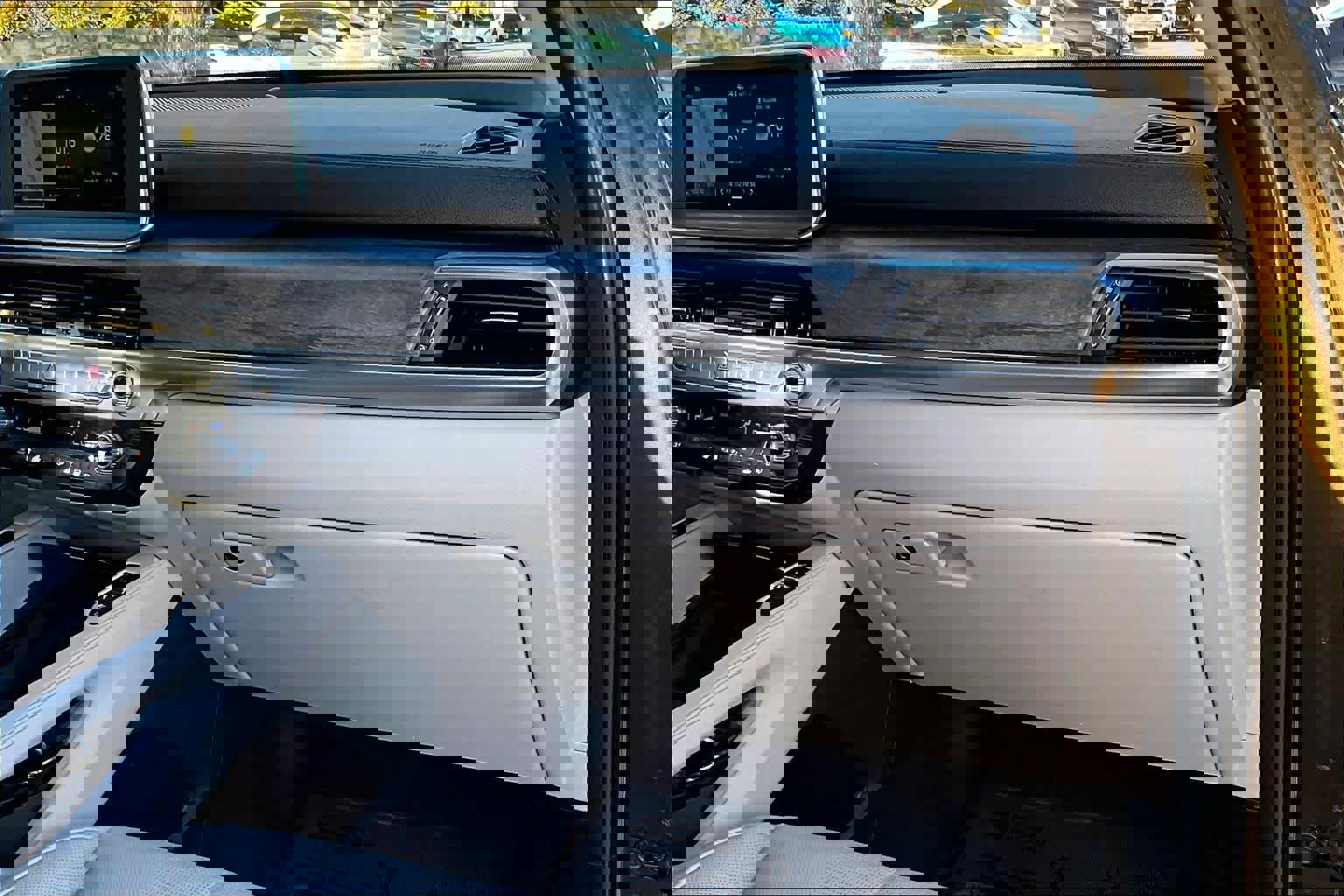 Used 2020 Kia Telluride EX image 18