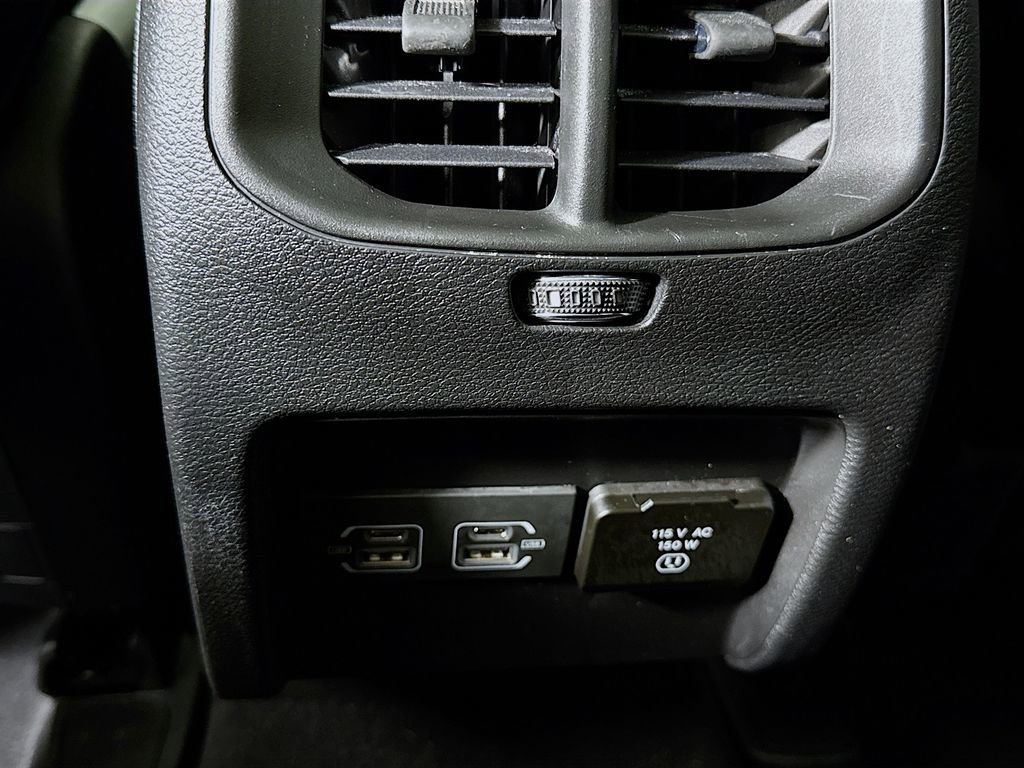 Used 2023 Jeep Cherokee Altitude Lux w/ Lux Elite Package AWD/4WD image 30