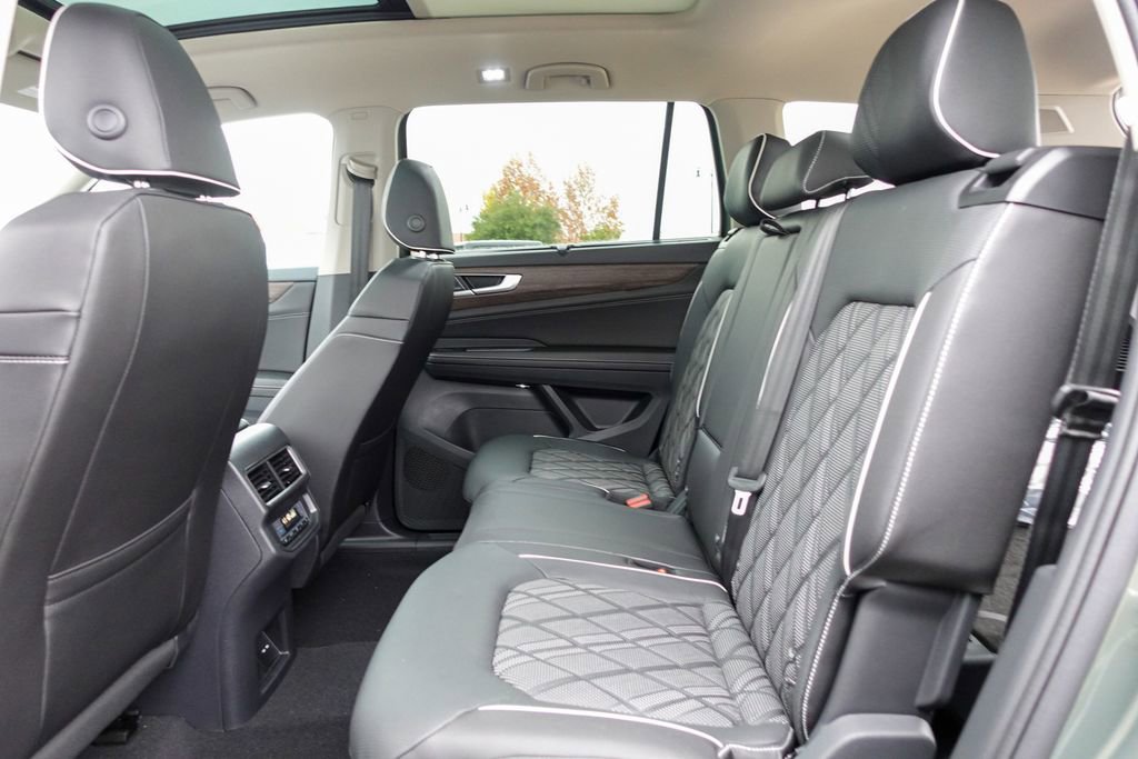 New 2026 Volkswagen Atlas SEL Premium R-Line image 26